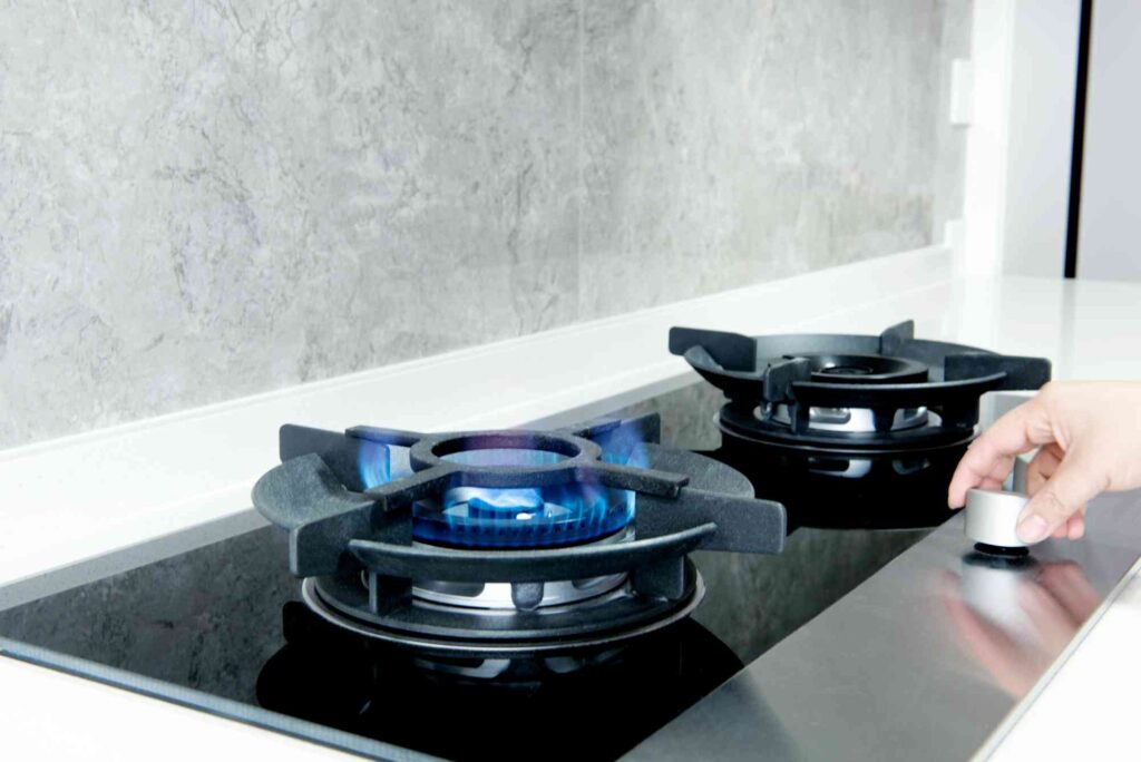 Salt Air Damage: How Coastal Homes in Dubai Can Keep Gas Stoves Rust-Free.