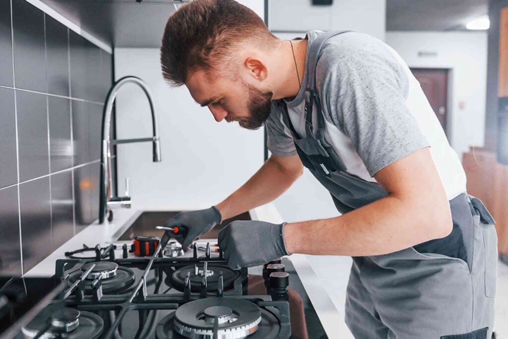 Why Local Gas Stove Repair Services in Dubai Are Better Than DIY Fixes.