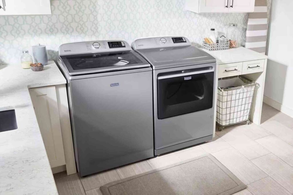 Comparing Front-Load vs. Top-Load Washing Machines for Dubai Households